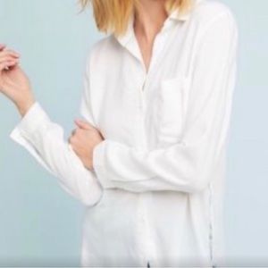 Cloth and Stone Anthropologie Frayed Hem Shirt Size Medium